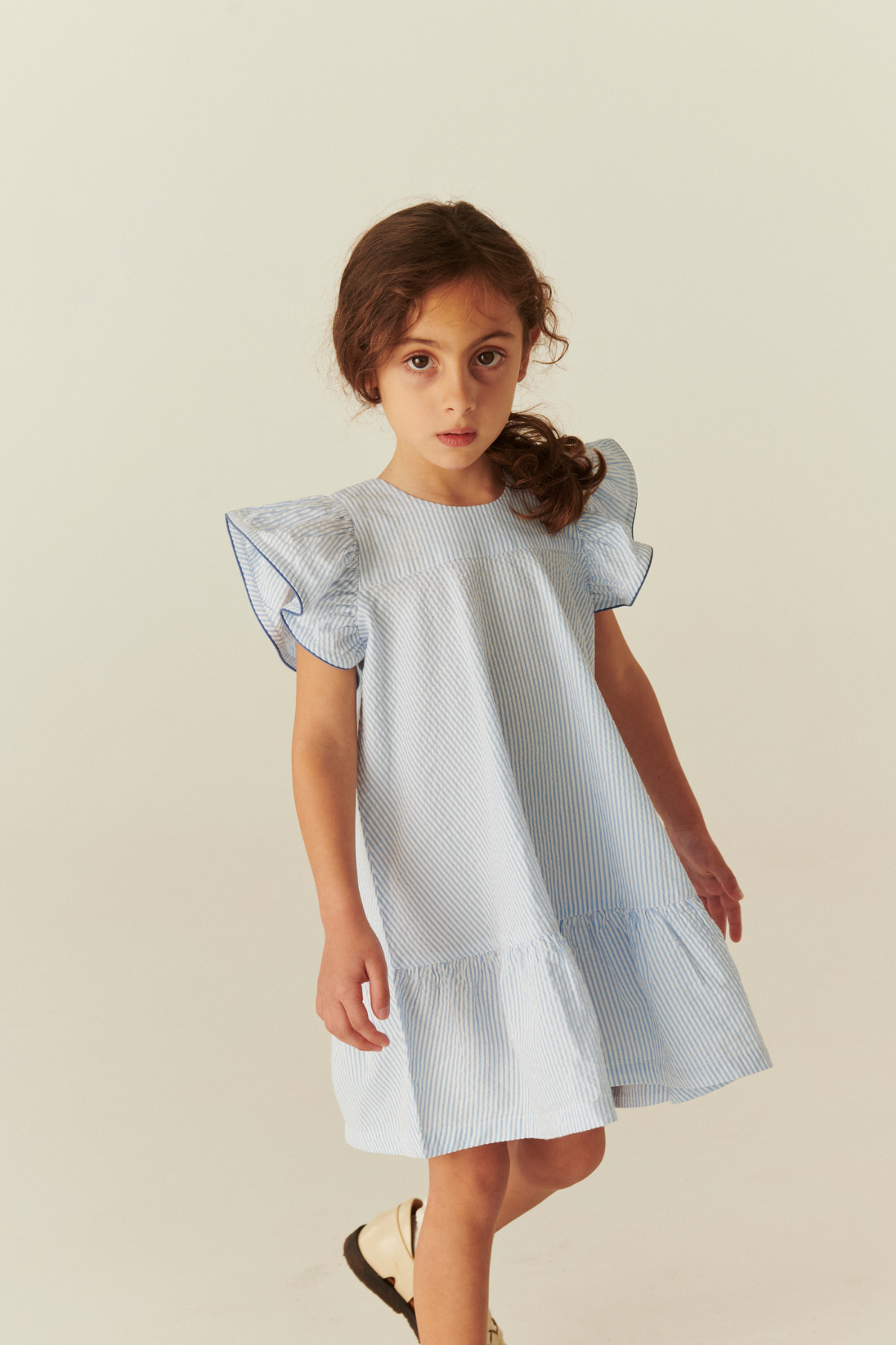 Seersucker Kleid mit Rüschen | Sky Blue
