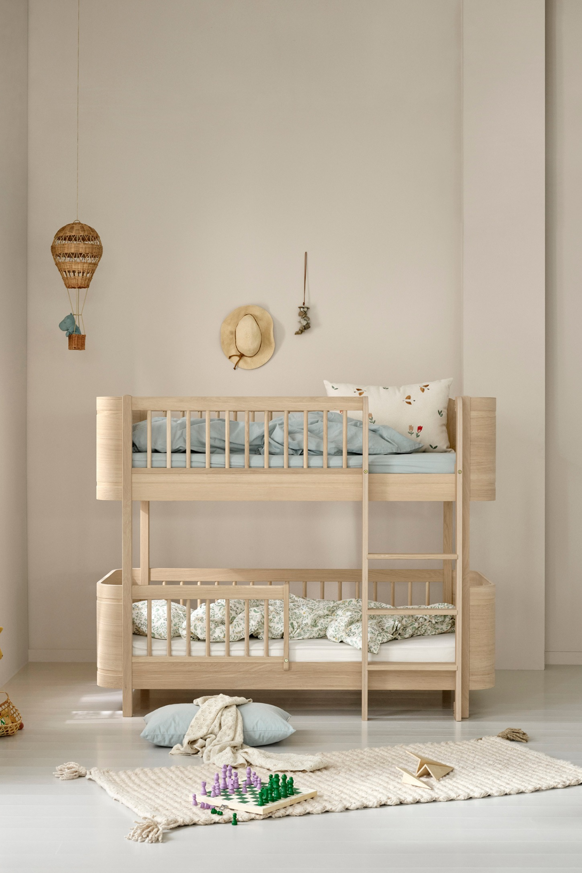 Mini+ halbhohes Etagenbett | verschiedene Farben