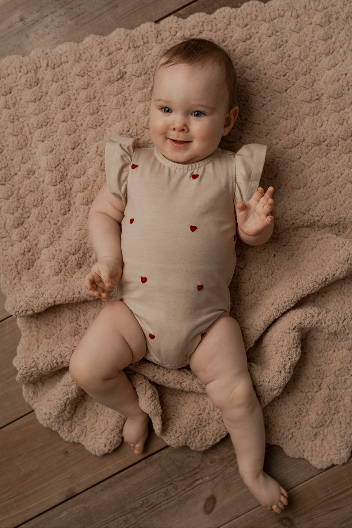 Romper "Maggie" mit Herzen-Print
