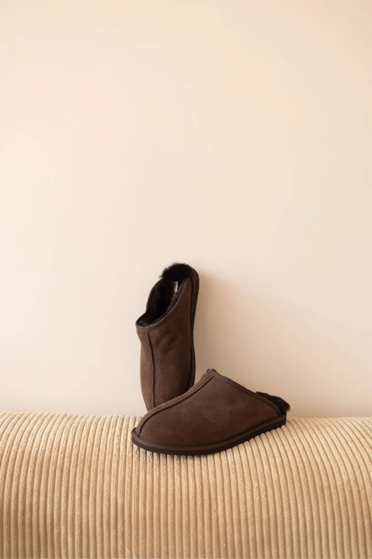Lammfell Pantoffel "Naco" | Schokobraun