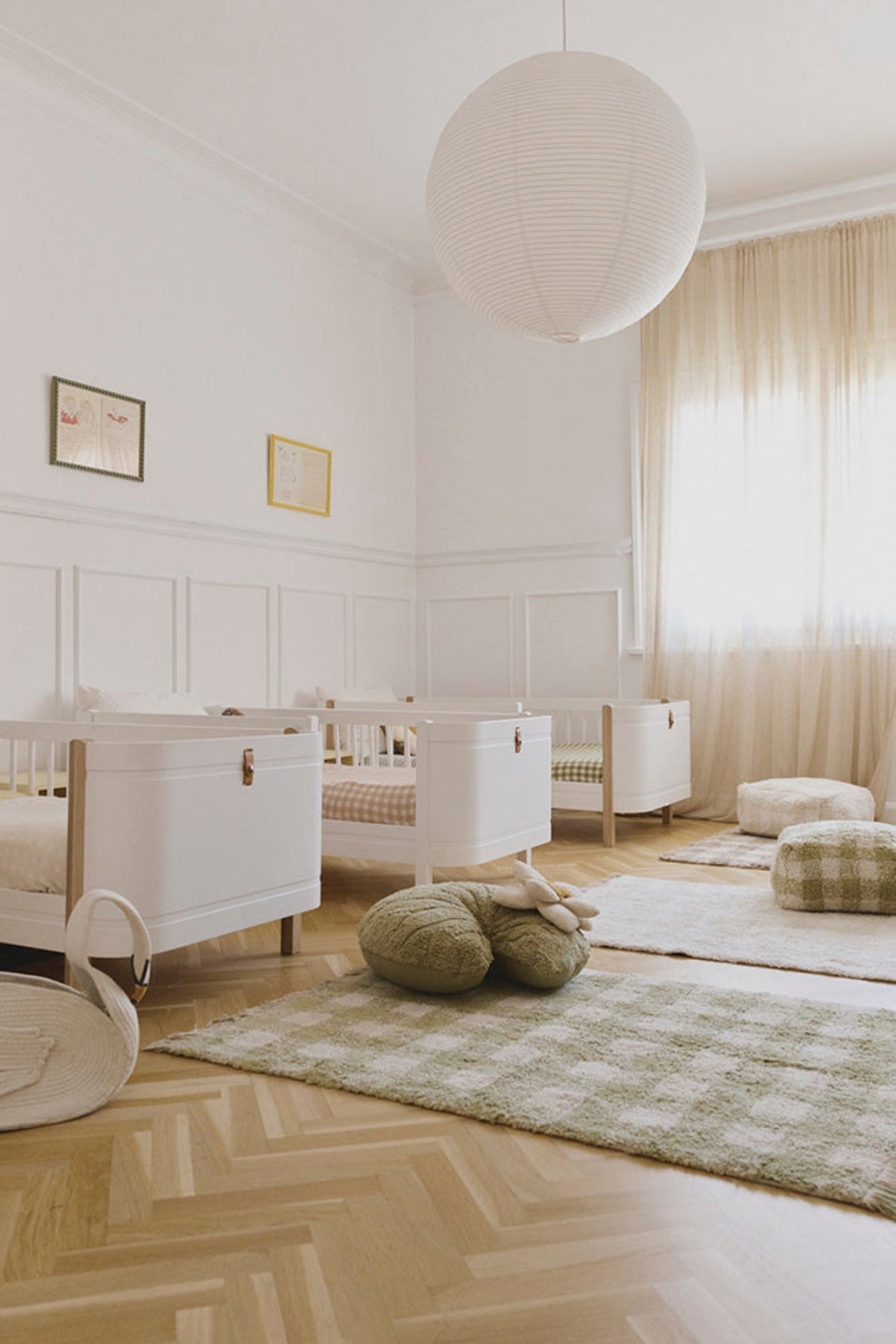 Waschbarer Teppich Vichy Matcha im Kinderzimmer