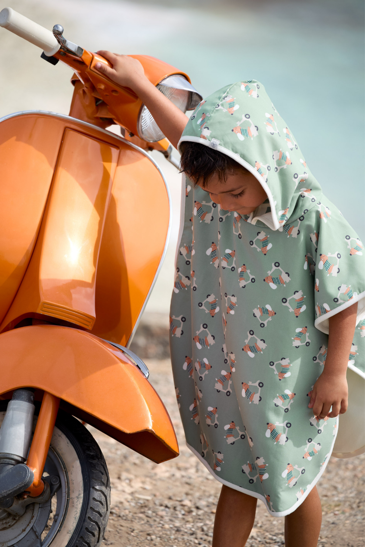 Surfponcho "Scooter/Dog" mit UV-Schutz 80 | Green