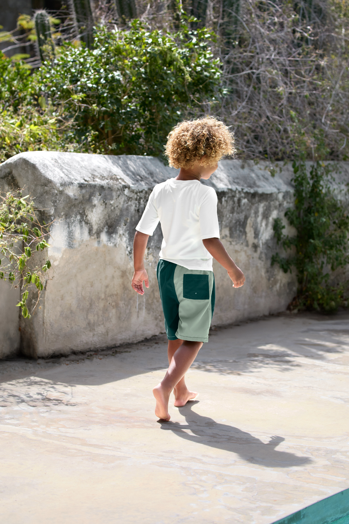 Board Shorts "Stripes" mit UV-Schutz 80 | Dark Sea/Green