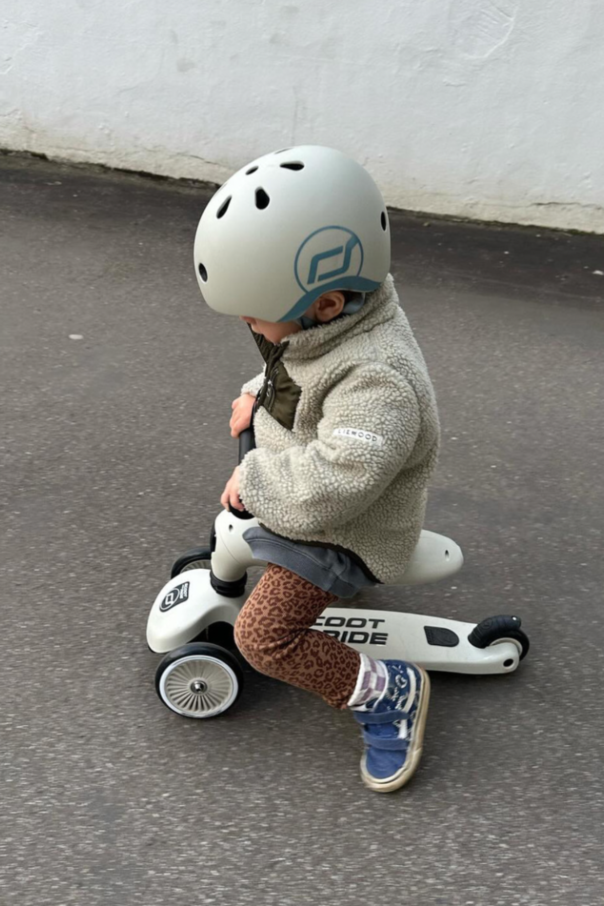 scoot-and-ride-by-frida-loves-emil-syncson-shop