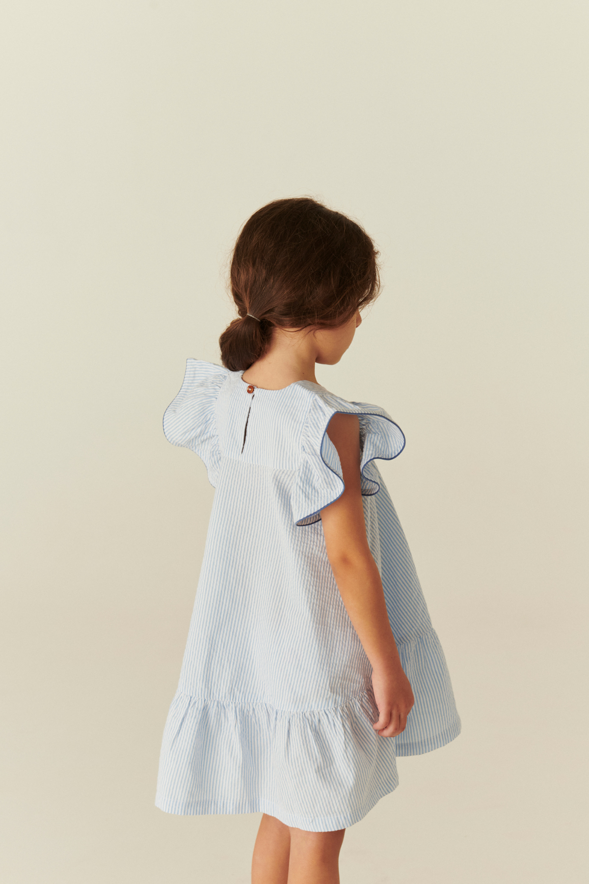 Seersucker Kleid mit Rüschen | Sky Blue