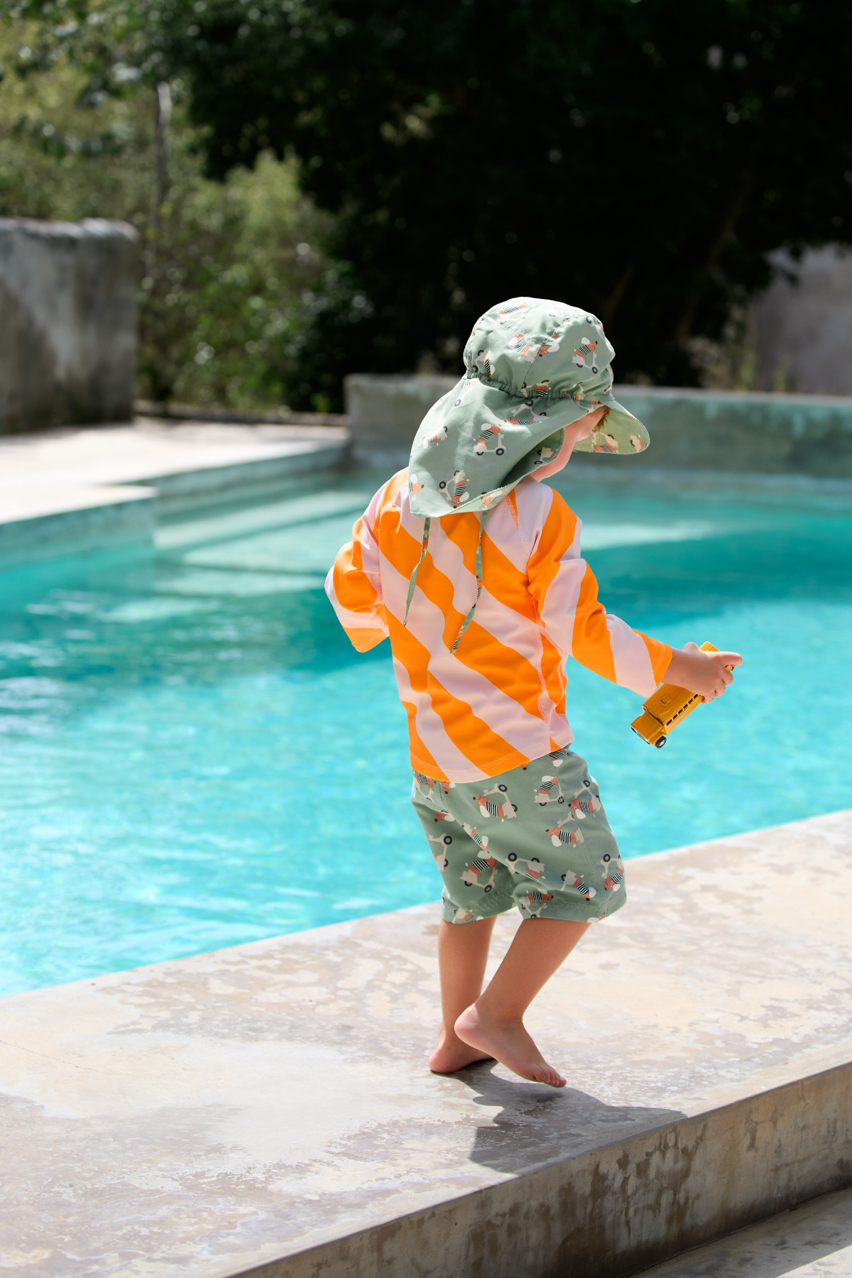 Badeshorts "Scooter/Dog" mit integrierter Schwimmwindel | mit UV Schutz